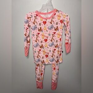 The sleepy sloth Winnie the Pooh pink Valentine’s Day bamboo pajama set 18-24 m